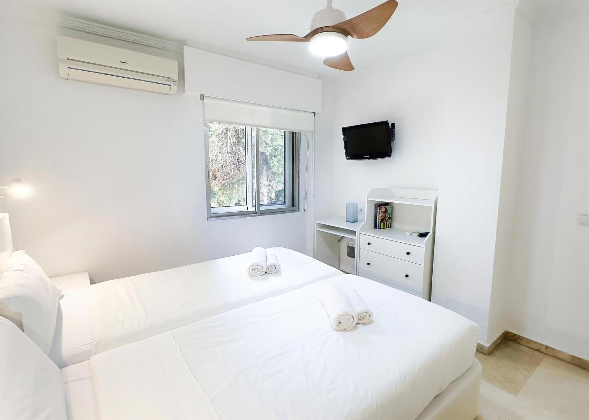 1 Bedroom Apartment Second Line Beach- Parque Marbella Building מראה חיצוני תמונה